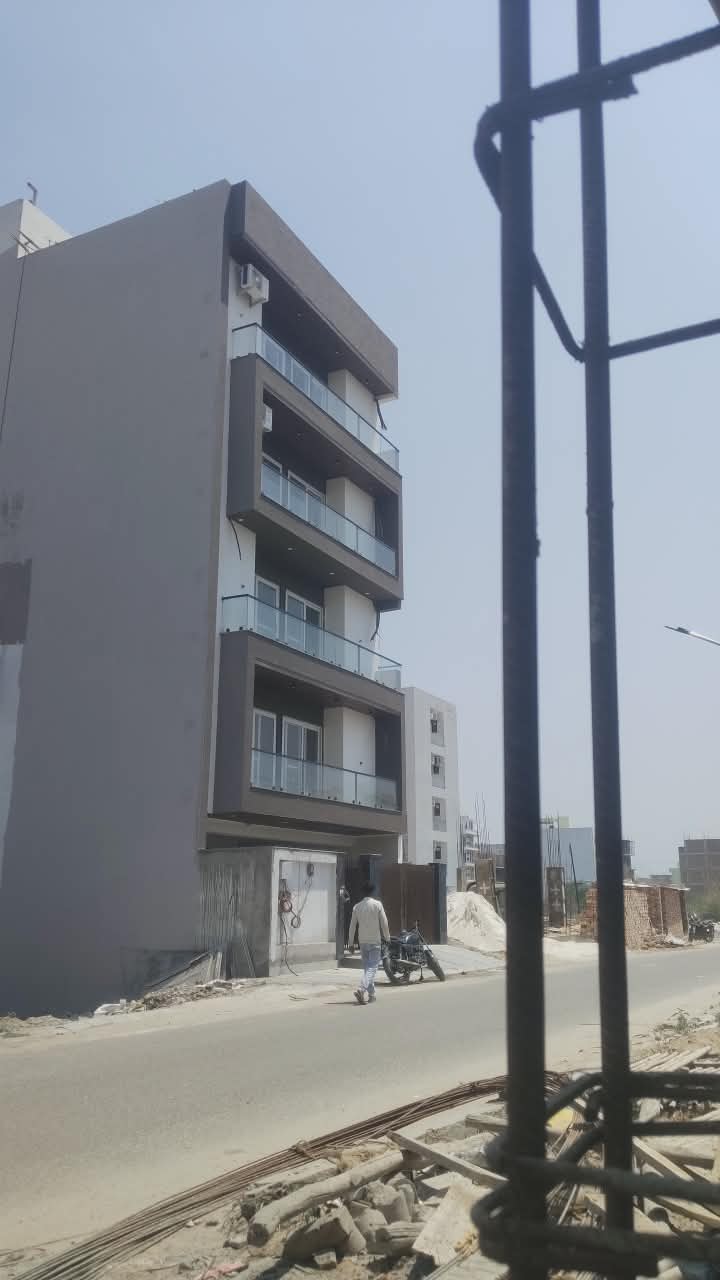 Apartment block construction