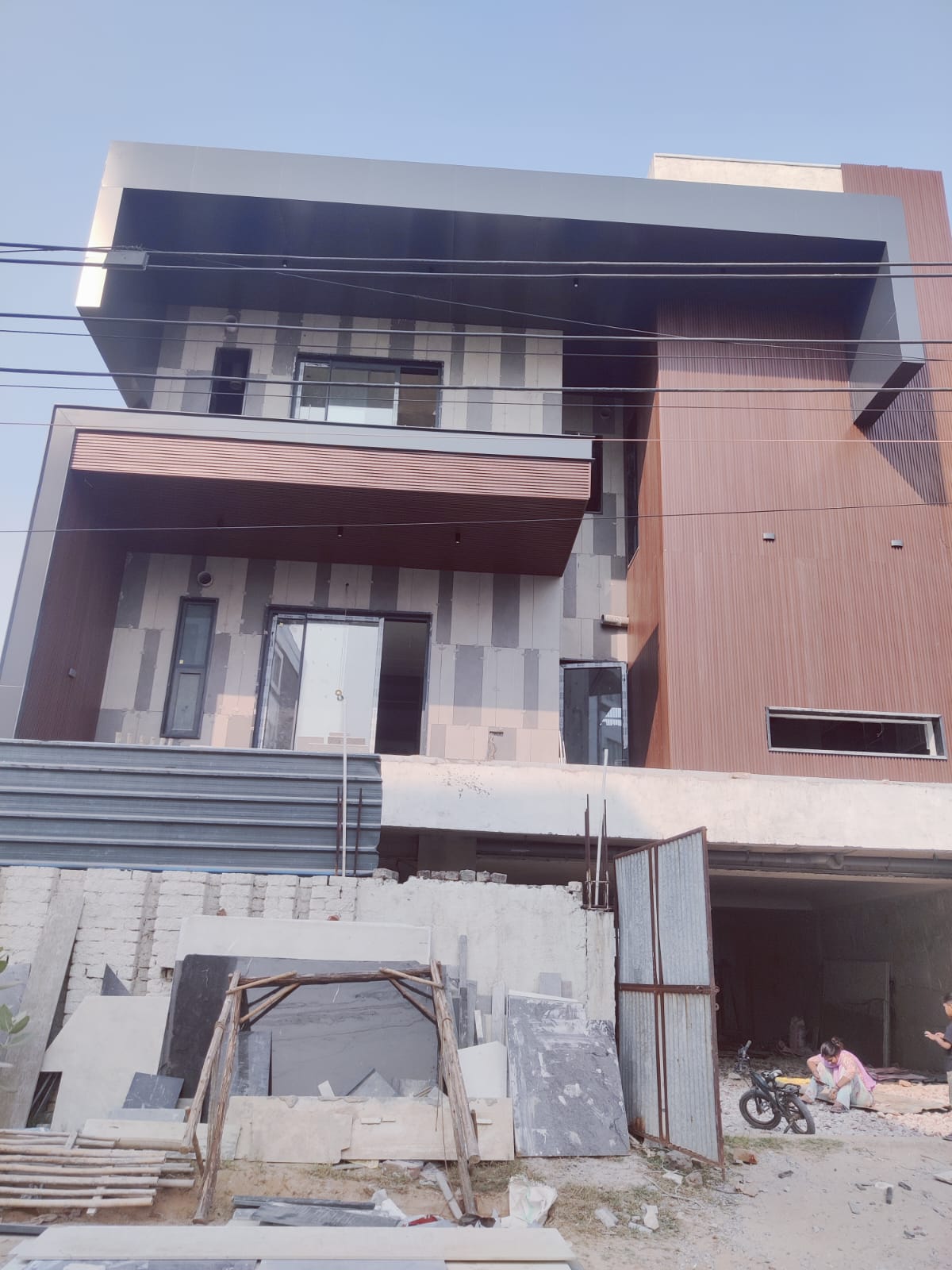 Ongoing luxury house front
