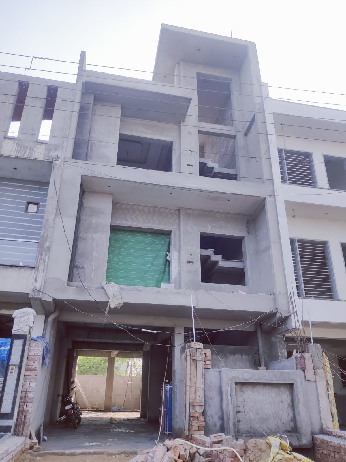 Raw residential structure under construction